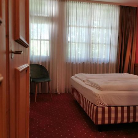 Landhotel Oelmuehle Mombris Экстерьер фото