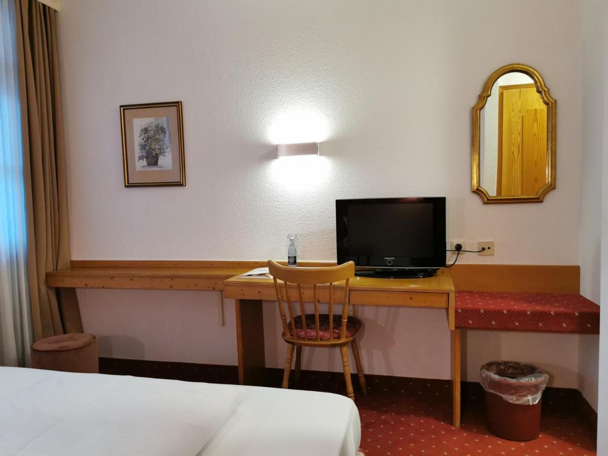 Landhotel Oelmuehle Mombris Экстерьер фото