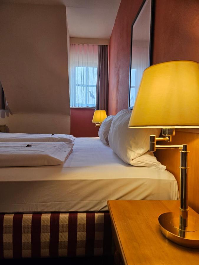 Landhotel Oelmuehle Mombris Экстерьер фото