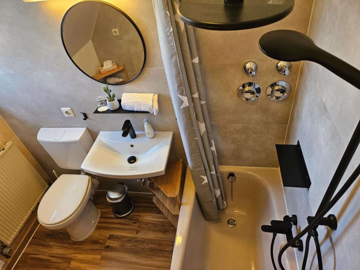Landhotel Oelmuehle Mombris Экстерьер фото