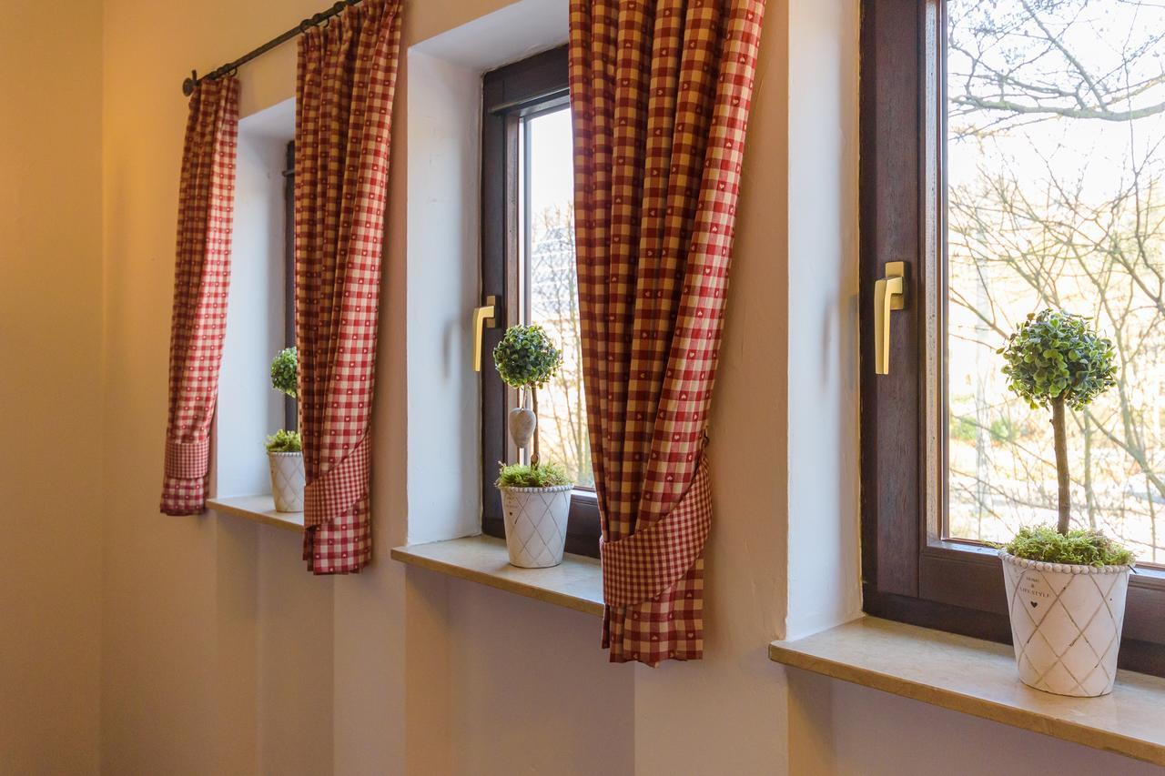 Landhotel Oelmuehle Mombris Экстерьер фото